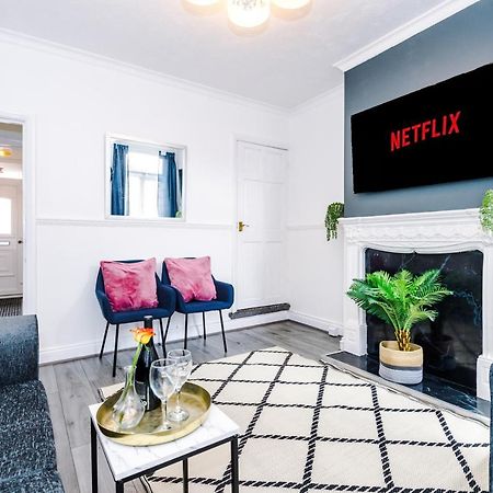 Harley House - Spacious Home With Free Netflix & Parking By Rocketbnb Coventry Exteriér fotografie