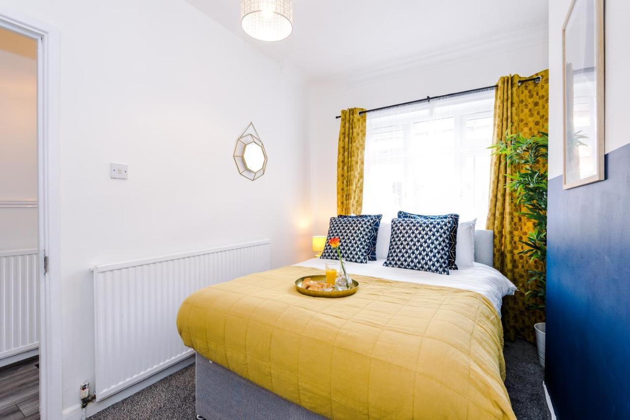 Harley House - Spacious Home With Free Netflix & Parking By Rocketbnb Coventry Exteriér fotografie