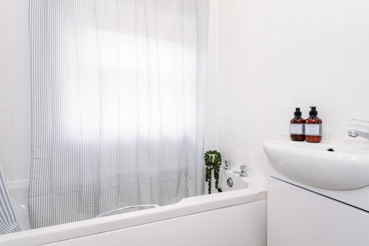 Harley House - Spacious Home With Free Netflix & Parking By Rocketbnb Coventry Exteriér fotografie