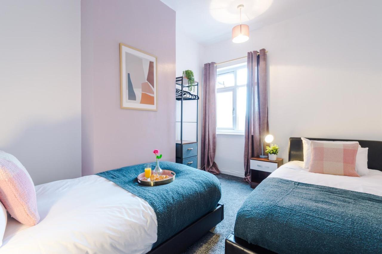 Harley House - Spacious Home With Free Netflix & Parking By Rocketbnb Coventry Exteriér fotografie