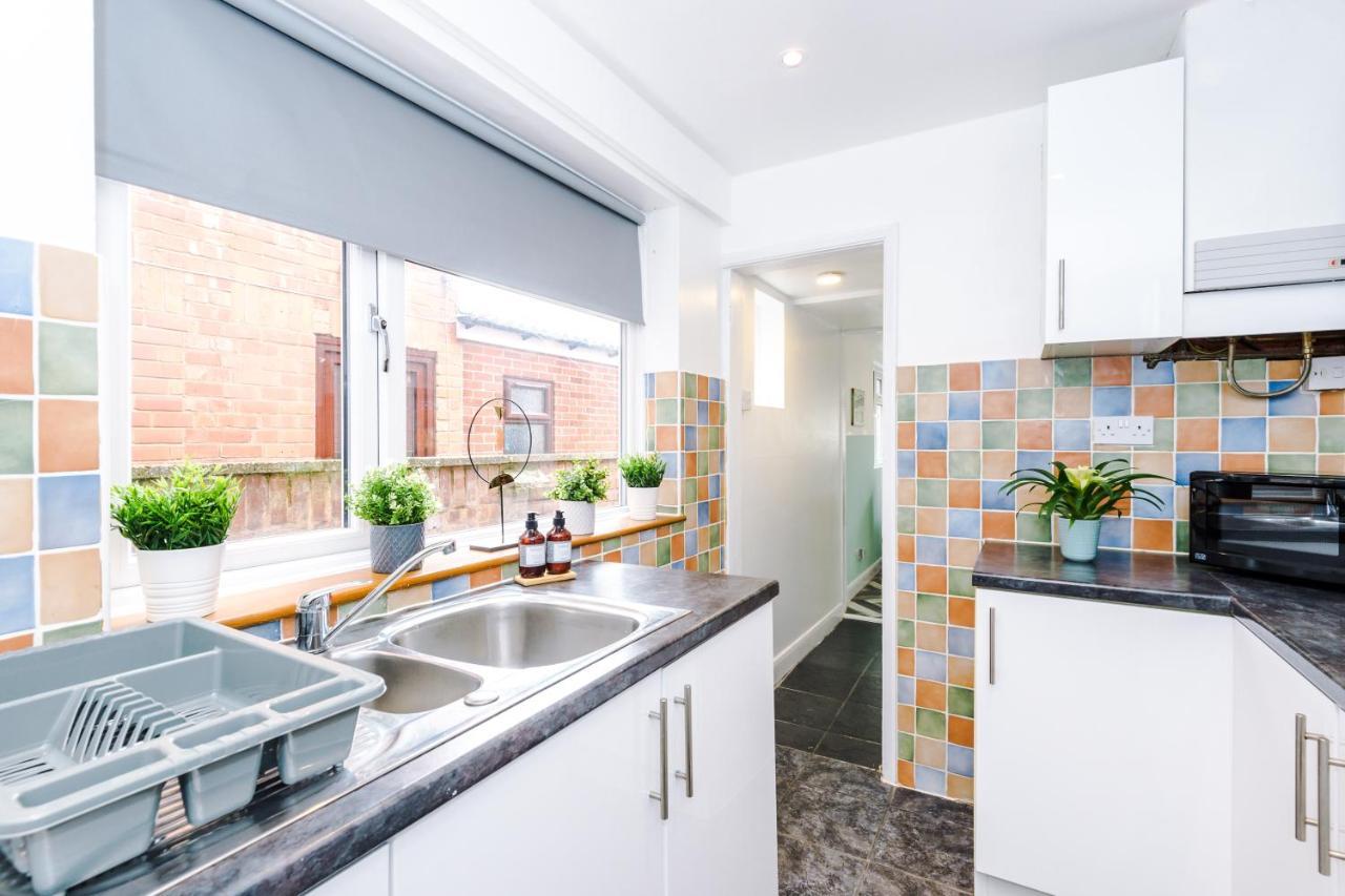 Harley House - Spacious Home With Free Netflix & Parking By Rocketbnb Coventry Exteriér fotografie