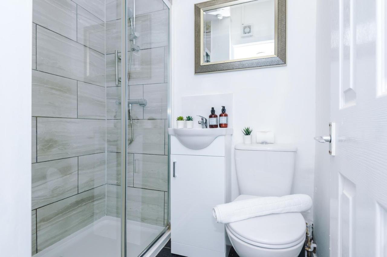 Harley House - Spacious Home With Free Netflix & Parking By Rocketbnb Coventry Exteriér fotografie